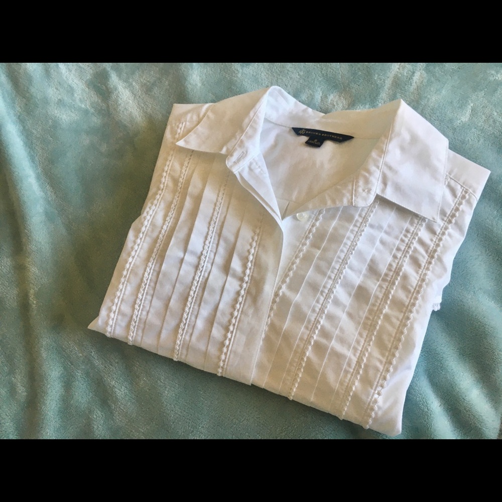 Brooks brothers white folds design shirt